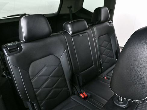 Certified 2024 Volkswagen Atlas SE w/ Panoramic Sunroof Package image 20