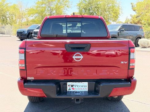 Certified 2024 Nissan Frontier SV w/ SV Convenience Package RWD image 5