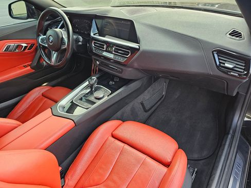 Used 2021 BMW Z4 sDrive30i w/ Executive Package image 12