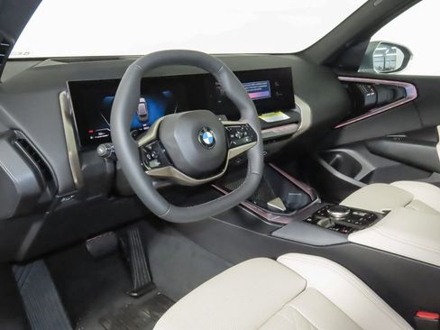 Used 2025 BMW X3 xDrive30i w/ Premium Package AWD/4WD image 11