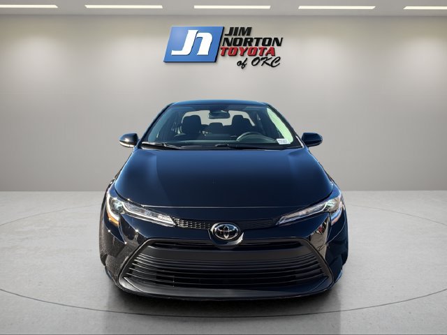 Used 2026 Toyota Corolla LE w/ LE Premium Package FWD image 2