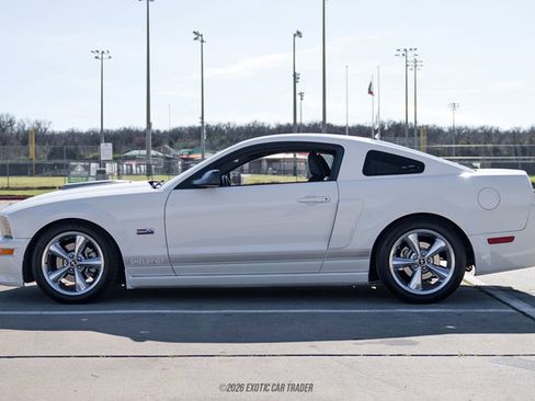 Used 2007 Ford Mustang GT image 3