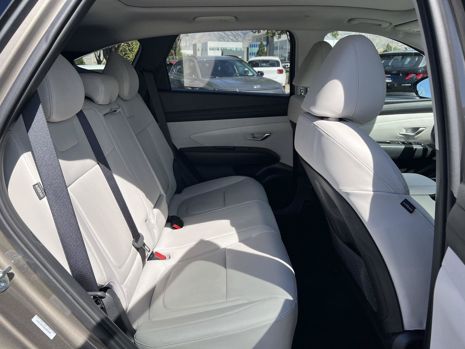 Certified 2025 Hyundai Tucson SEL AWD/4WD image 5