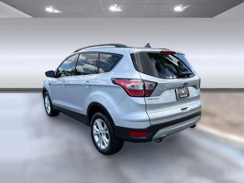 Used 2018 Ford Escape SE w/ Ford Safe & Smart Package AWD/4WD image 3
