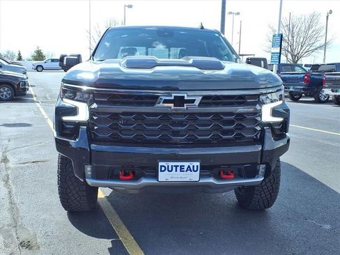 New 2026 Chevrolet Silverado 1500 ZR2 image 8