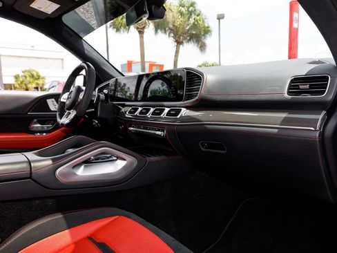 Used 2022 Mercedes-Benz GLE 63 AMG S image 20