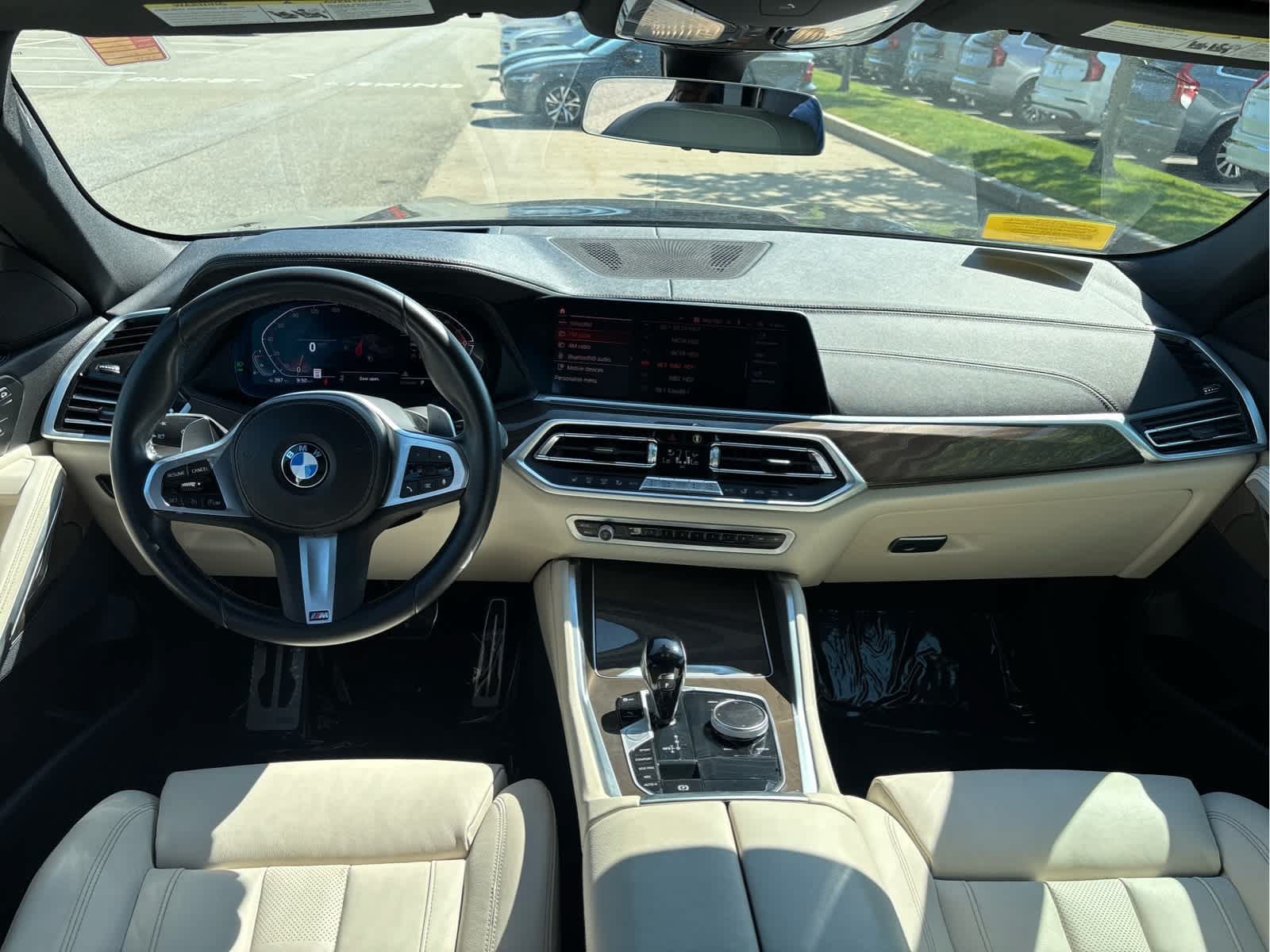 Used 2022 BMW X6 xDrive40i w/ M Sport Package AWD/4WD image 34