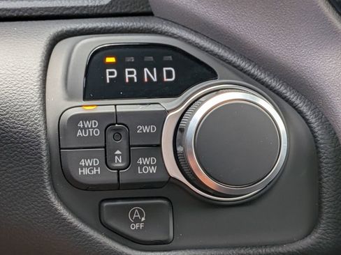 New 2026 RAM 1500 4x4 Crew Cab image 24