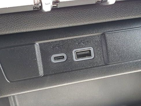 New 2025 GMC Canyon Elevation image 28