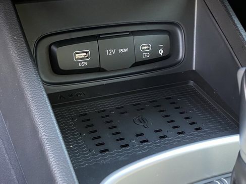 New 2026 Hyundai Venue SEL image 19