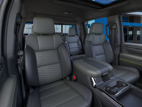 New 2026 Chevrolet Silverado 2500 ZR2 w/ LPO, Dark Essentials Package AWD/4WD image 16