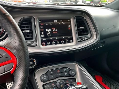 Used 2023 Dodge Challenger SXT w/ Plus Package image 9