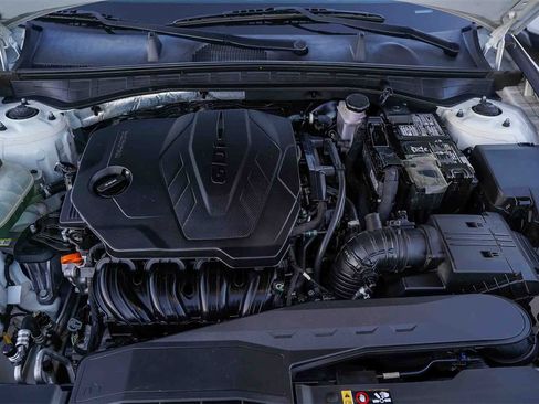 Used 2021 Hyundai Sonata SE image 23