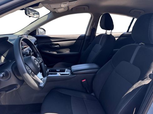 Used 2025 Nissan Sentra SV FWD image 9