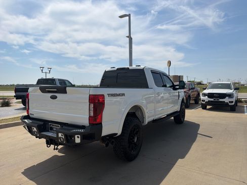 Used 2020 Ford F250 Lariat w/ Tremor Off-Road Package image 5