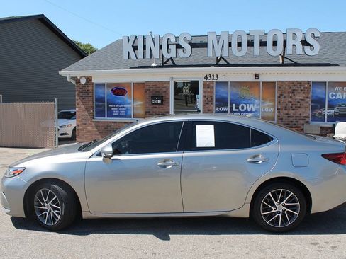 Used 2016 Lexus ES 350 image 2
