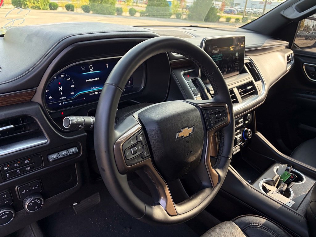 Used 2023 Chevrolet Tahoe High Country AWD/4WD image 15