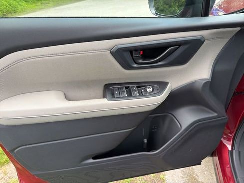 New 2026 Subaru Forester Premium AWD/4WD image 17