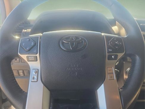 Certified 2021 Toyota 4Runner SR5 Premium image 25