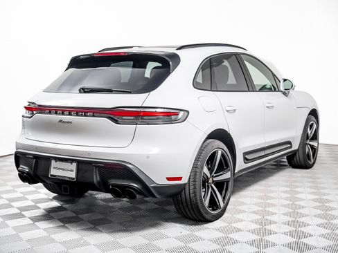 Certified 2024 Porsche Macan AWD/4WD image 11