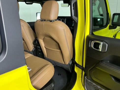 Used 2023 Jeep Wrangler Unlimited Sahara w/ Dual Top Group AWD/4WD image 28