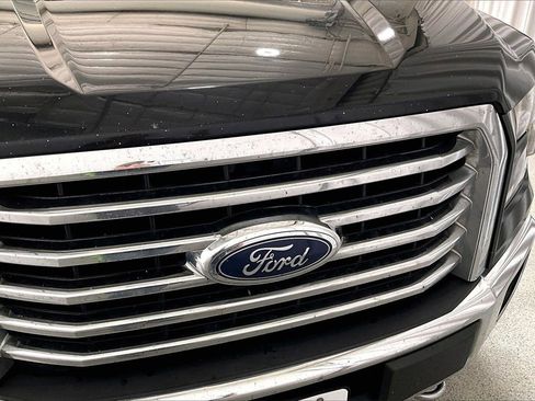 Used 2016 Ford F150 XLT w/ Equipment Group 302A Luxury image 7