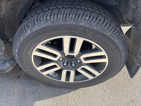 Used 2020 Toyota 4Runner Limited image 11