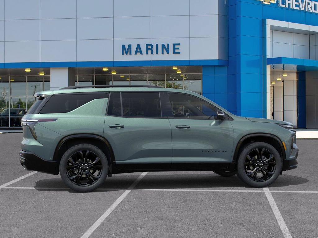 New 2027 Chevrolet Traverse RS w/ LPO, Floor Liner Package FWD image 5
