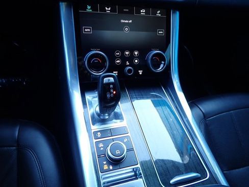 Used 2019 Land Rover Range Rover Sport HSE image 20