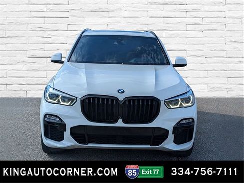 Used 2021 BMW X5 M50i w/ Executive Package image 2