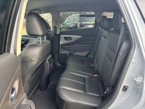 Used 2024 Nissan Murano SV w/ SV Midnight Edition Package image 10