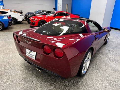 Used 2006 Chevrolet Corvette Coupe w/ Preferred Equipment Group image 10