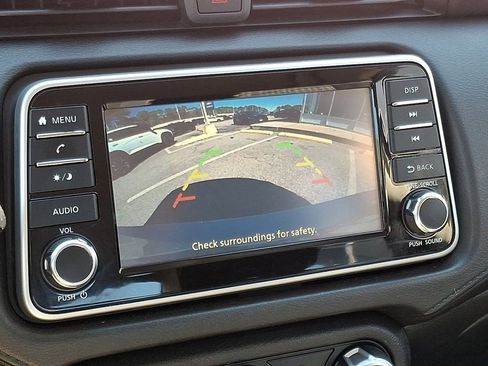 Used 2020 Nissan Versa S image 18