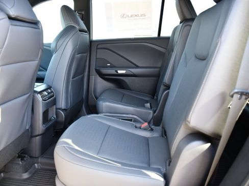 New 2026 Lexus TX 350 AWD image 18
