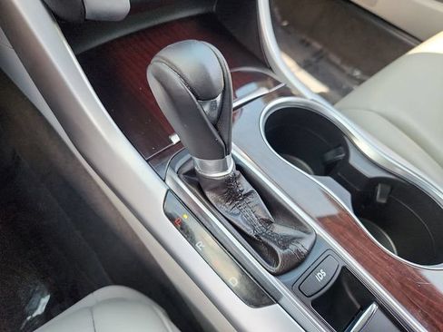 Used 2015 Acura TLX FWD image 16