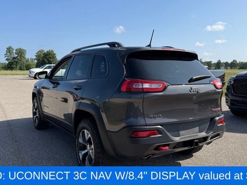Used 2017 Jeep Cherokee Trailhawk w/ Comfort/Convenience Group AWD/4WD image 7