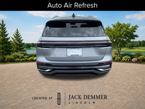 Certified 2024 Lincoln Nautilus Reserve w/ Equipment Group 202A AWD/4WD image 6