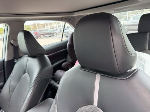 Used 2023 Toyota Camry XSE image 8