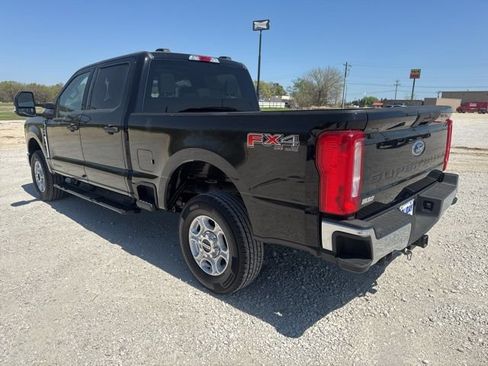 Used 2025 Ford F250 XLT w/ FX4 Off-Road Package AWD/4WD image 4