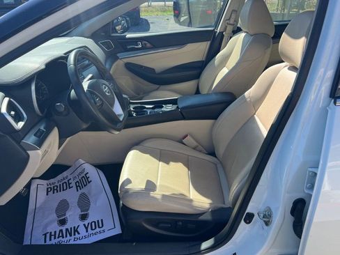 Used 2019 Nissan Maxima 3.5 SL w/ Floor Mat Group image 11