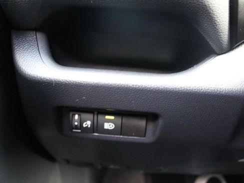 Used 2019 Toyota RAV4 LE w/ Carpet Mat Package image 26