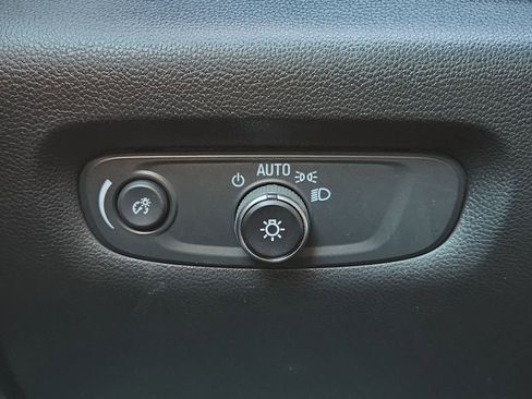 Certified 2023 Chevrolet Traverse Premier image 22