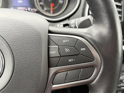 Used 2020 Jeep Cherokee Limited image 20