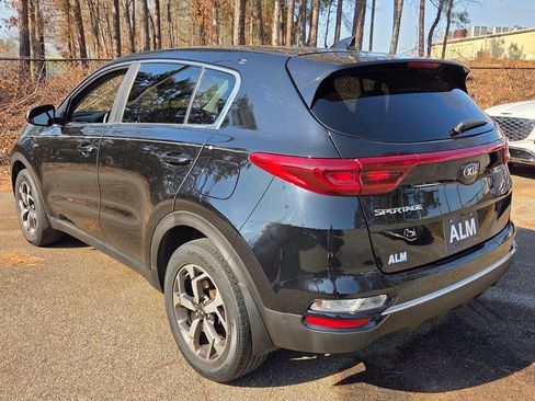 Used 2022 Kia Sportage LX image 10