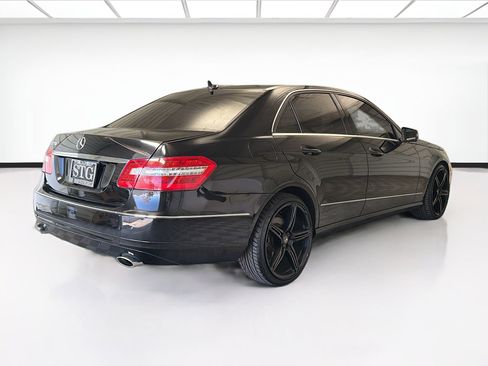 Used 2011 Mercedes-Benz E 350 Sedan image 4