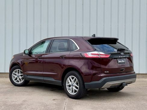 Used 2021 Ford Edge SEL w/ Convenience Package AWD/4WD image 4