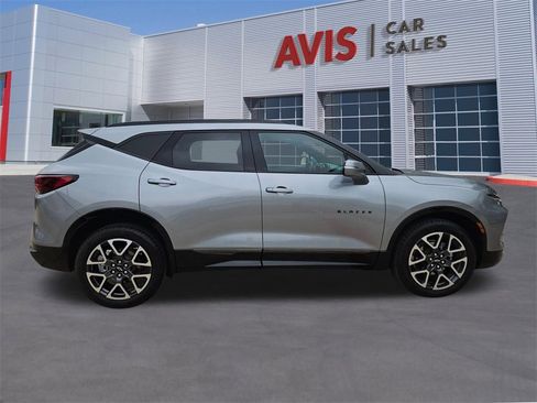 Used 2025 Chevrolet Blazer RS image 7