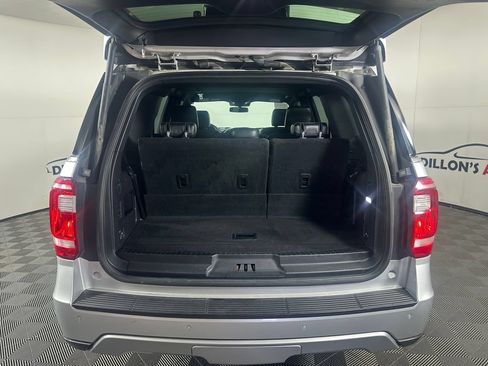 Used 2019 Ford Expedition XLT w/ Equipment Group 202A RWD image 6