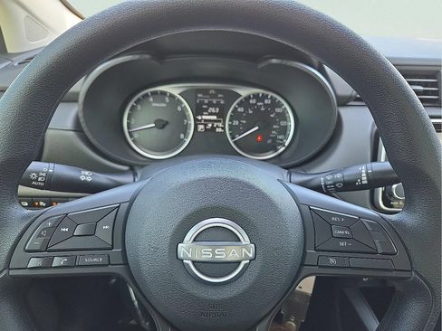 Used 2025 Nissan Versa S w/ S Plus Package FWD image 24