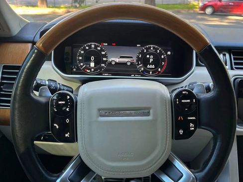 Used 2019 Land Rover Range Rover Long Wheelbase Autobiography image 18